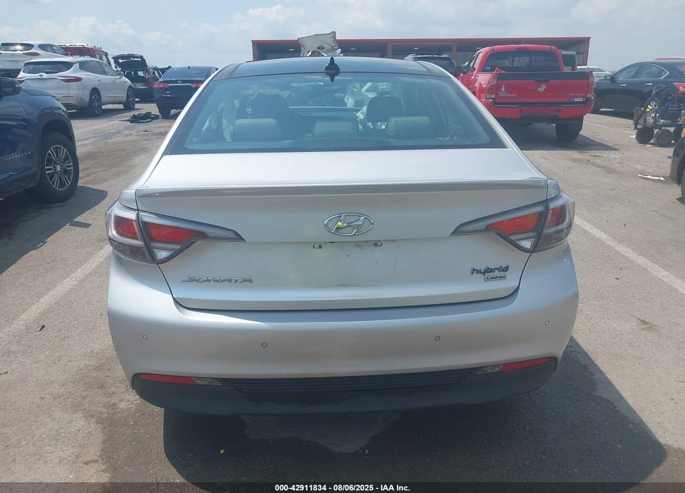 2017 HYUNDAI SONATA HYBRID VIN: KMHE34L14HA044996
