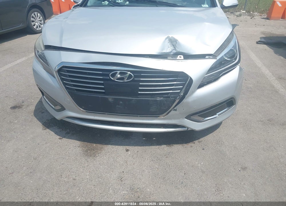 2017 HYUNDAI SONATA HYBRID VIN: KMHE34L14HA044996