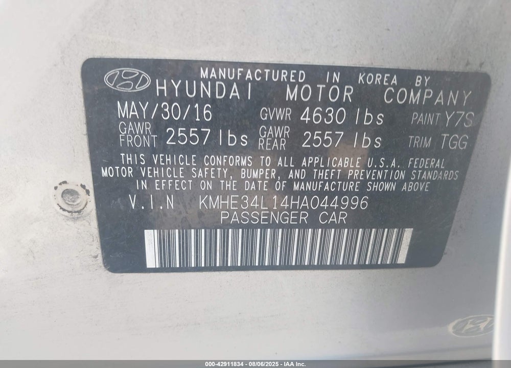 2017 HYUNDAI SONATA HYBRID VIN: KMHE34L14HA044996