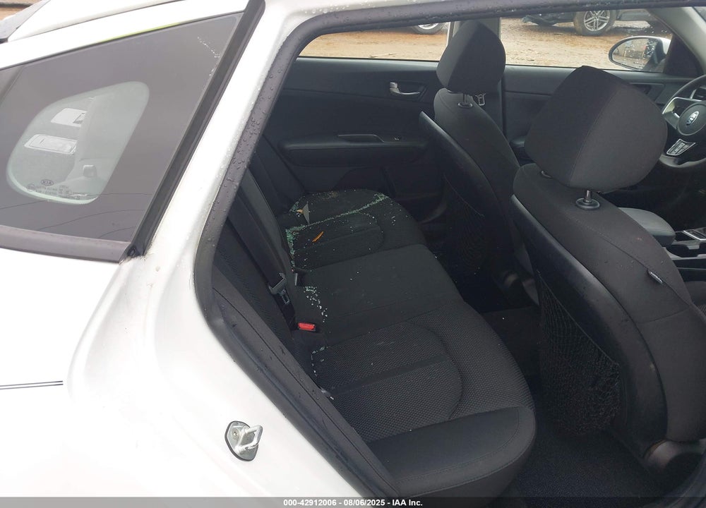 2020 KIA OPTIMA VIN: 5XXGT4L34LG388081