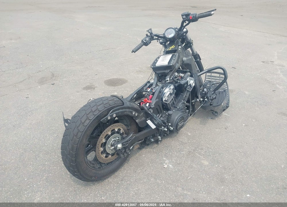 2023 INDIAN MOTORCYCLE CO. SCOUT BOBBER ABS VIN: 56KMTA008P3196352