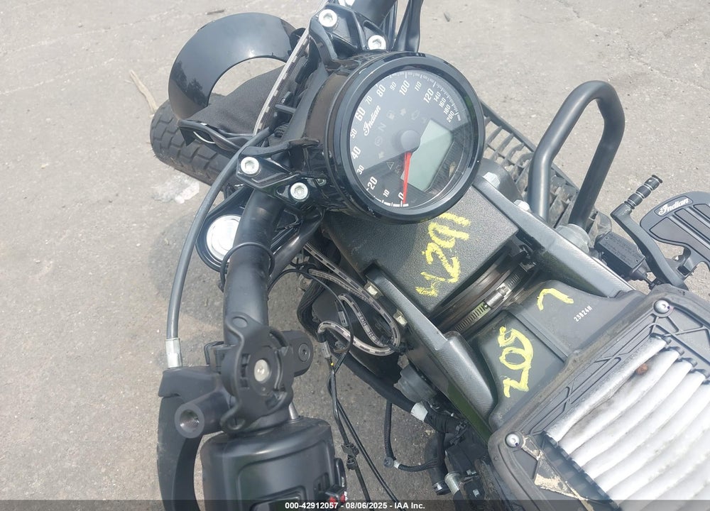 2023 INDIAN MOTORCYCLE CO. SCOUT BOBBER ABS VIN: 56KMTA008P3196352