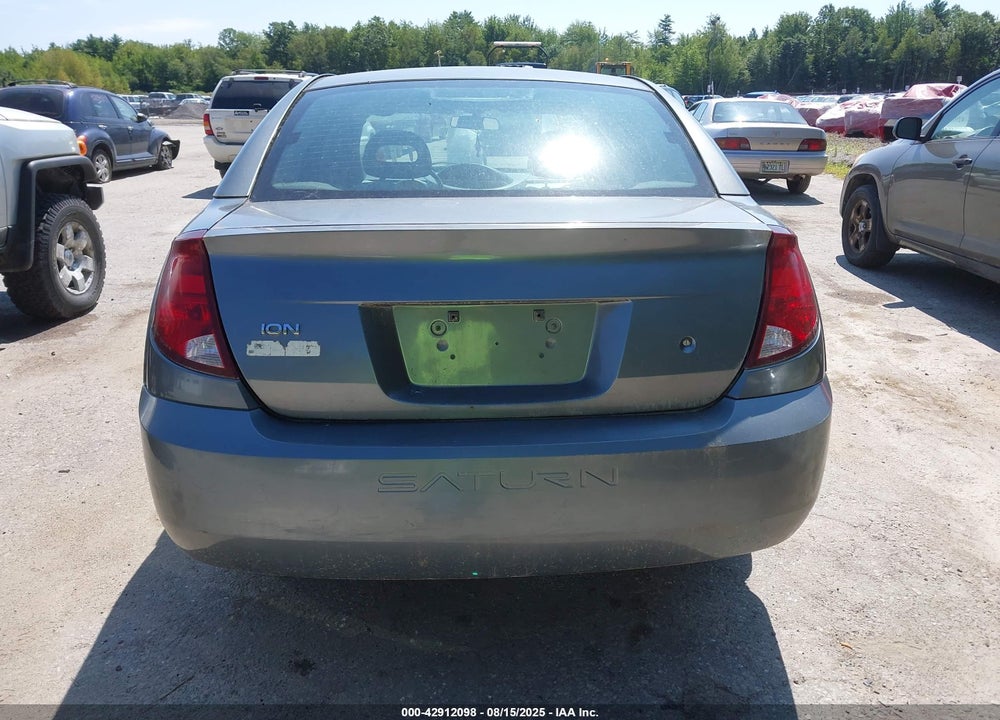2004 SATURN ION 2 VIN: 1G8AJ52F24Z131569