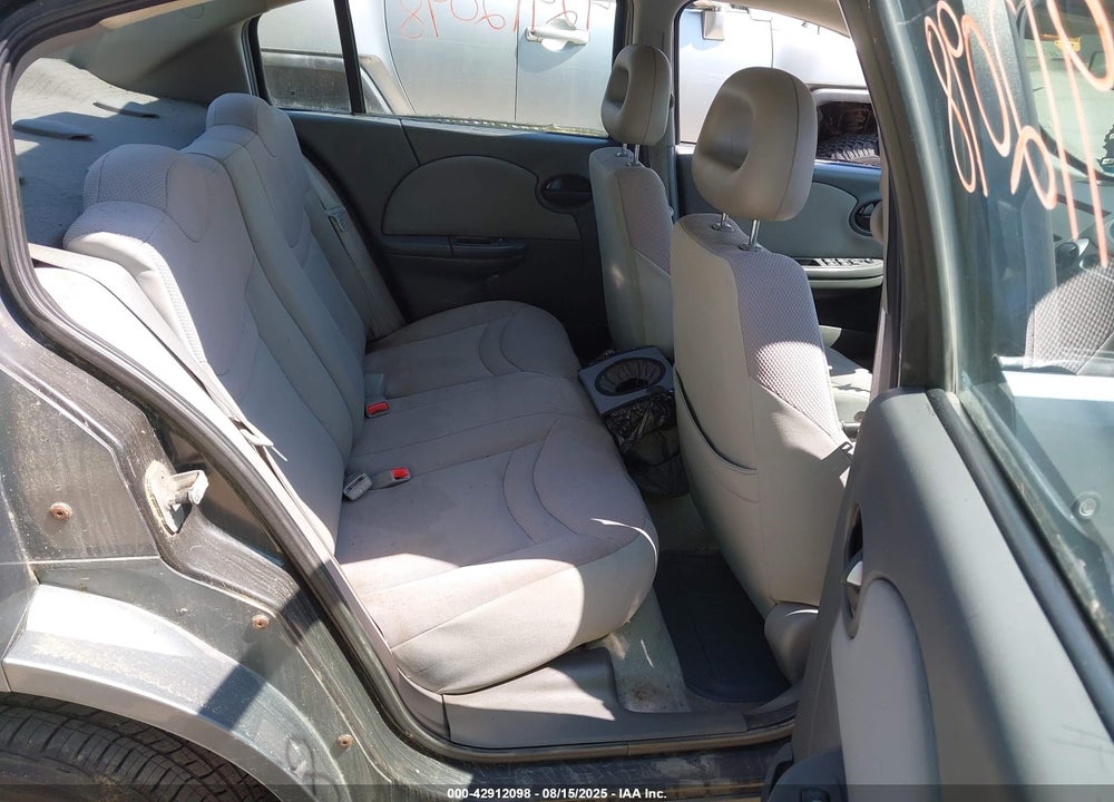 2004 SATURN ION 2 VIN: 1G8AJ52F24Z131569