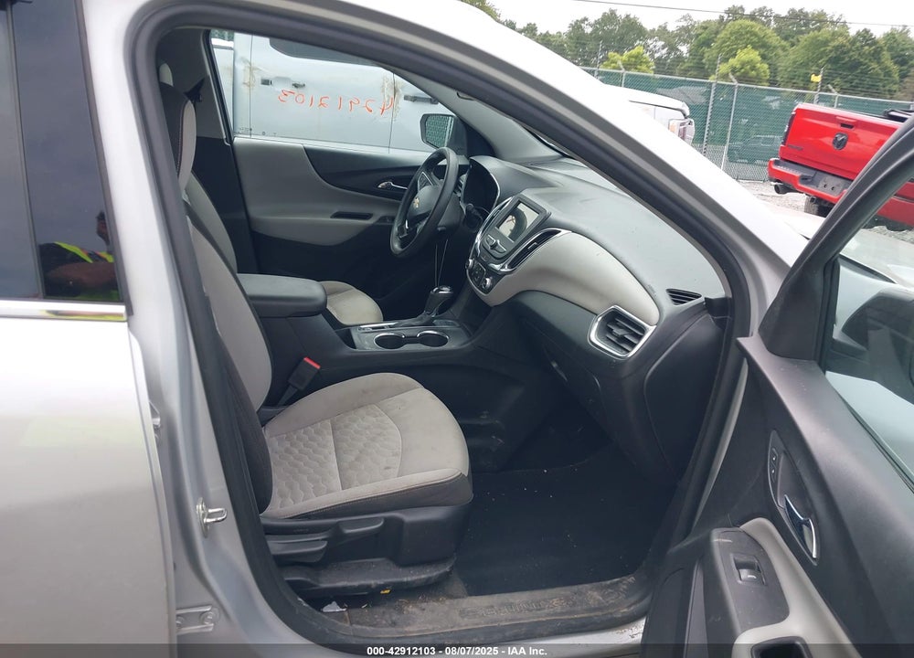 2019 CHEVROLET EQUINOX VIN: 2GNAXUEV7K6166349