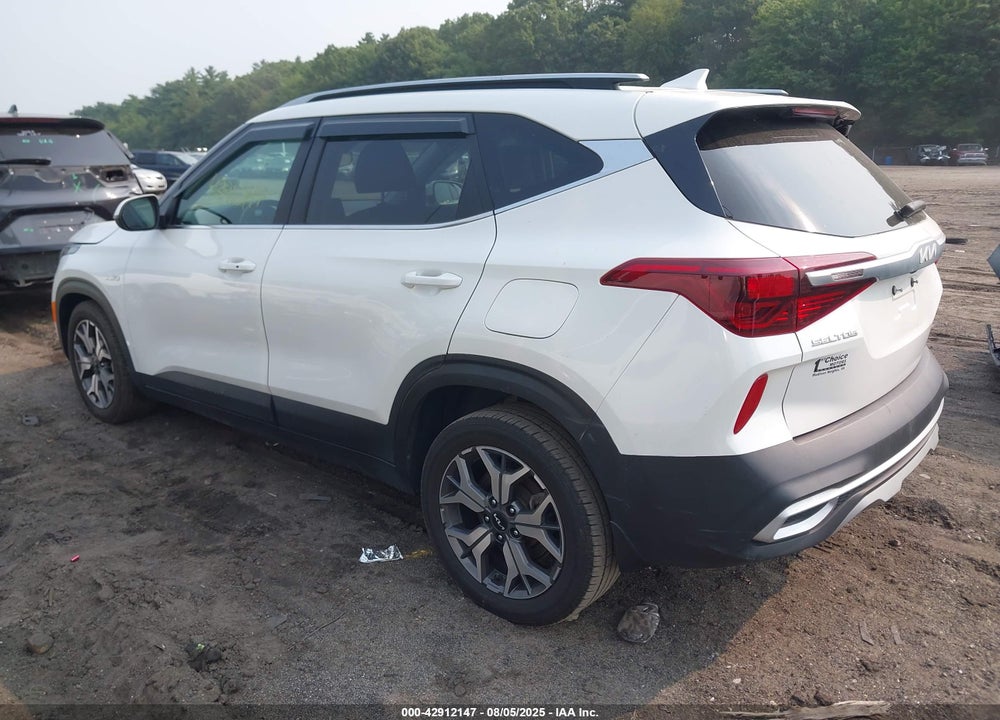2022 KIA SELTOS VIN: KNDERCAA7N7238978