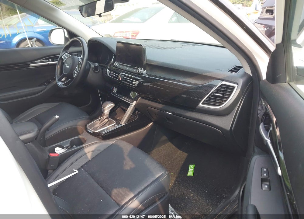 2022 KIA SELTOS VIN: KNDERCAA7N7238978