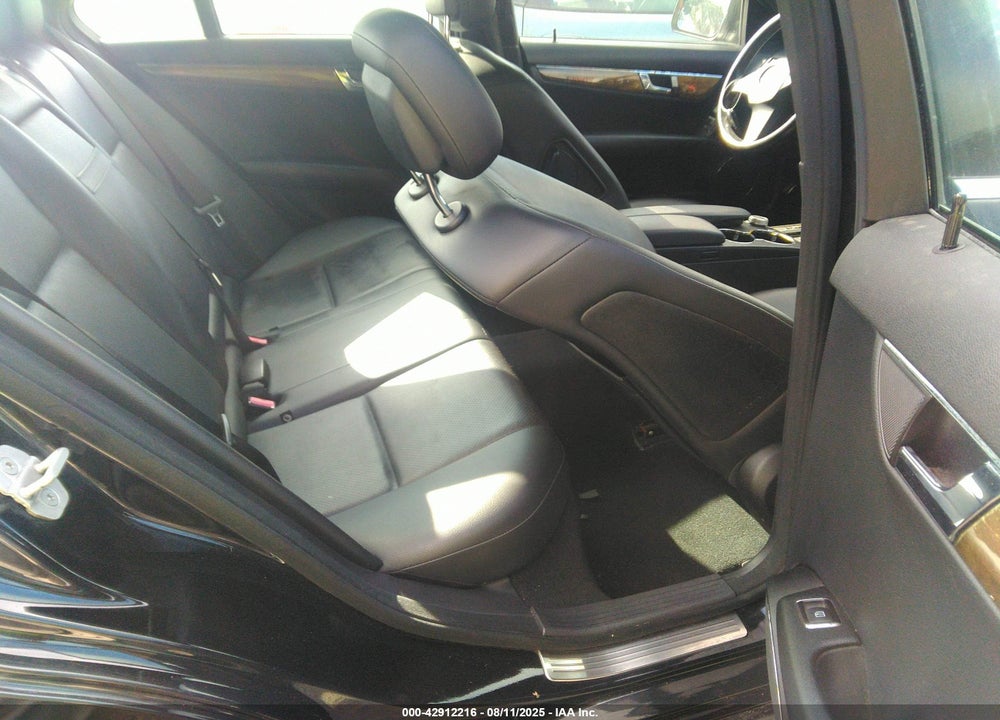 2008 MERCEDES-BENZ C 350 SPORT VIN: WDDGF56X88F052845