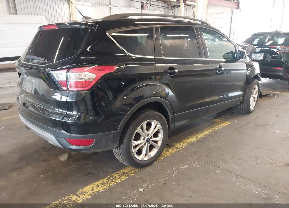 2018 FORD ESCAPE SE VIN: 1FMCU0GD5JUA73431