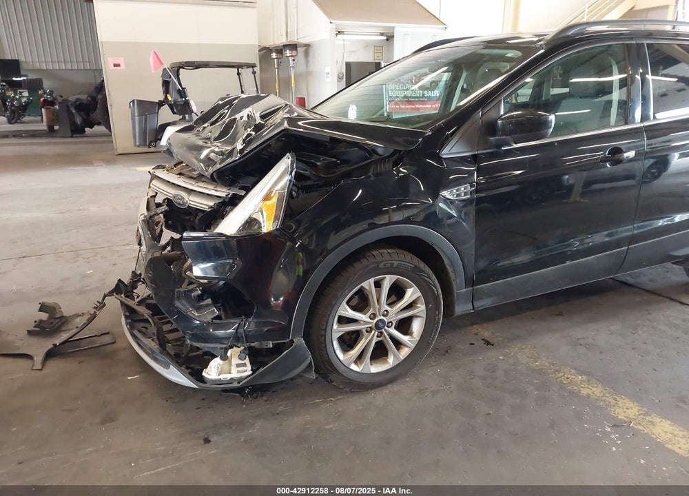 2018 FORD ESCAPE SE VIN: 1FMCU0GD5JUA73431