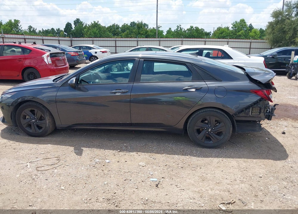 2021 HYUNDAI ELANTRA SEL VIN: 5NPLM4AG1MH009934