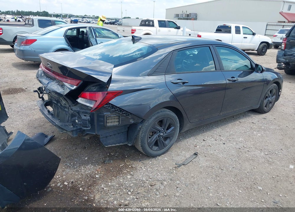 2021 HYUNDAI ELANTRA SEL VIN: 5NPLM4AG1MH009934