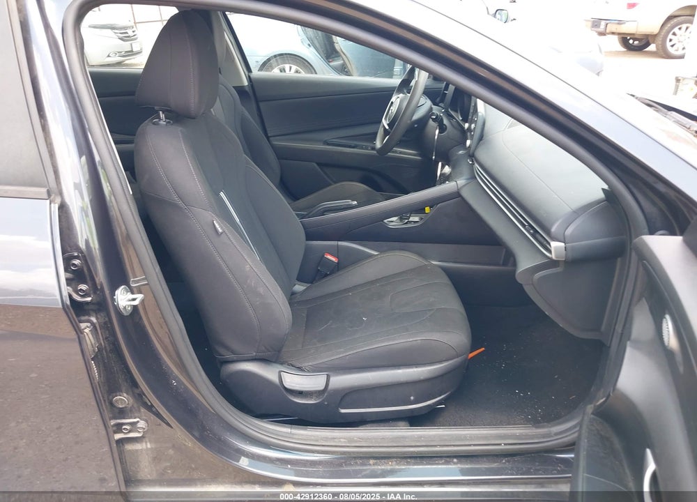 2021 HYUNDAI ELANTRA SEL VIN: 5NPLM4AG1MH009934