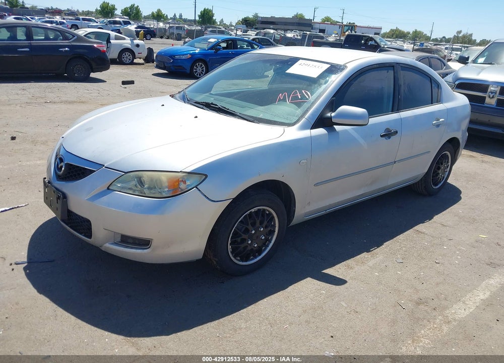 2008 MAZDA 3 I SPORT VIN: JM1BK12G581828599