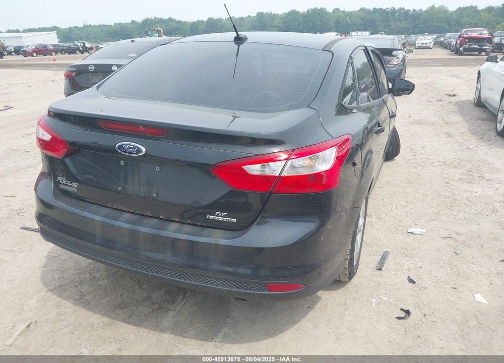 2014 FORD FOCUS VIN: 1FADP3F26EL459343