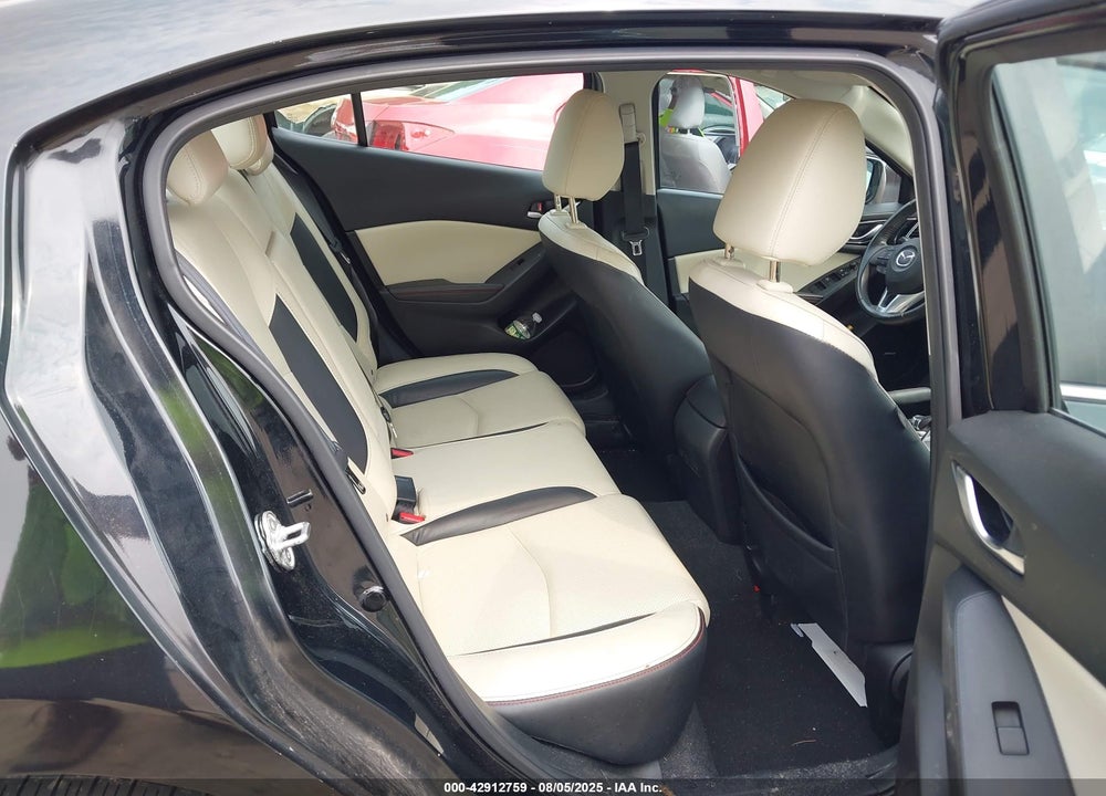 2015 MAZDA 3 S GRAND TOURING VIN: JM1BM1W33F1244409