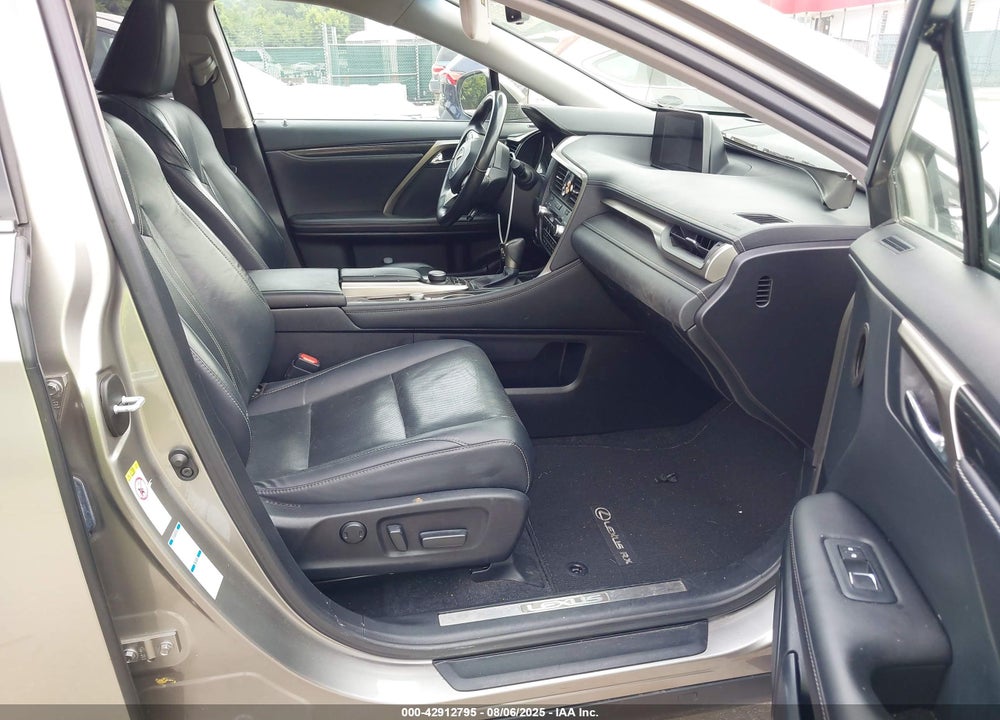 2019 LEXUS RX 350L VIN: JTJDZKCA8K2016846