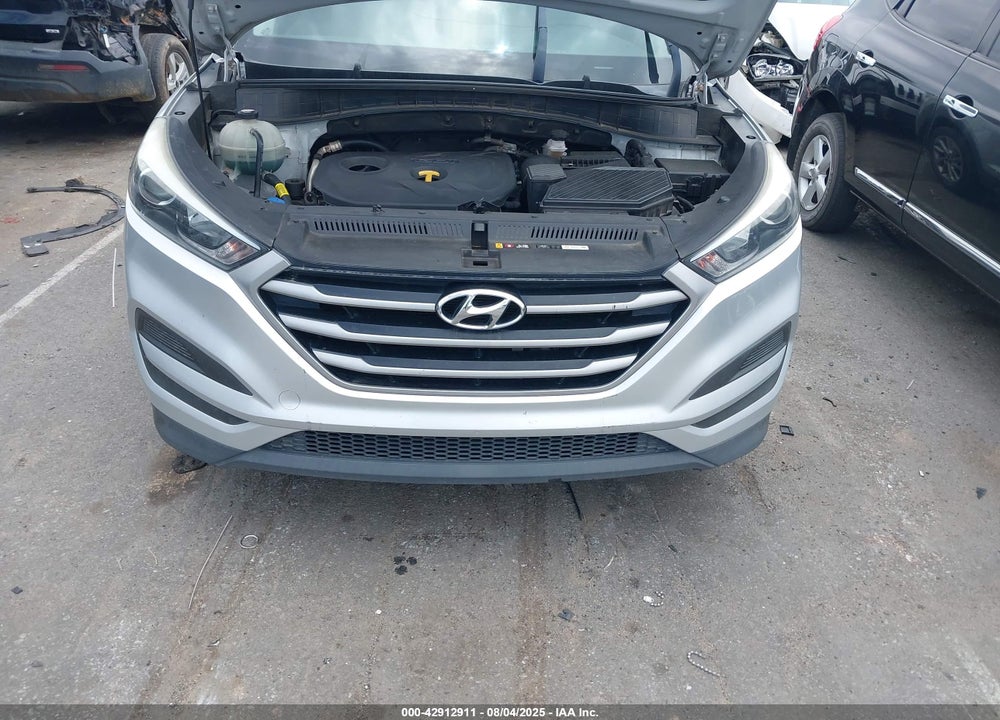 2018 HYUNDAI TUCSON SE VIN: KM8J23A40JU693725