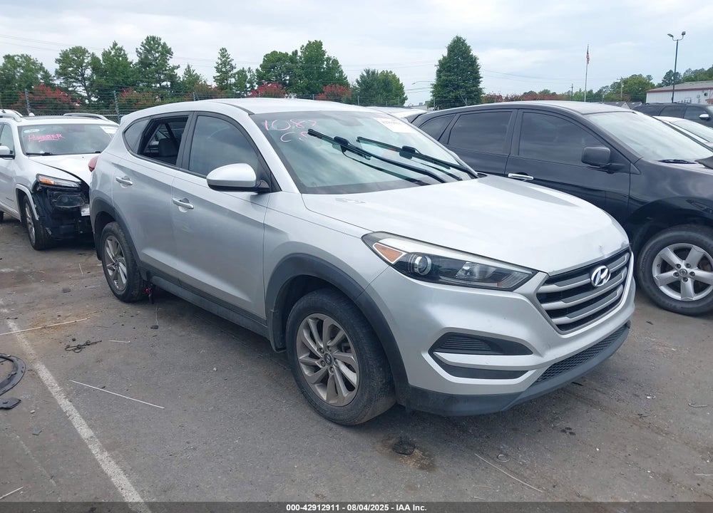 2018 HYUNDAI TUCSON SE VIN: KM8J23A40JU693725
