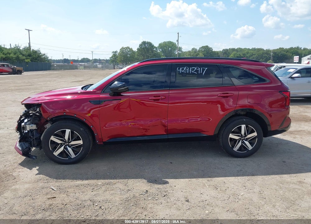 2021 KIA SORENTO VIN: 5XYRHDLF1MG046783