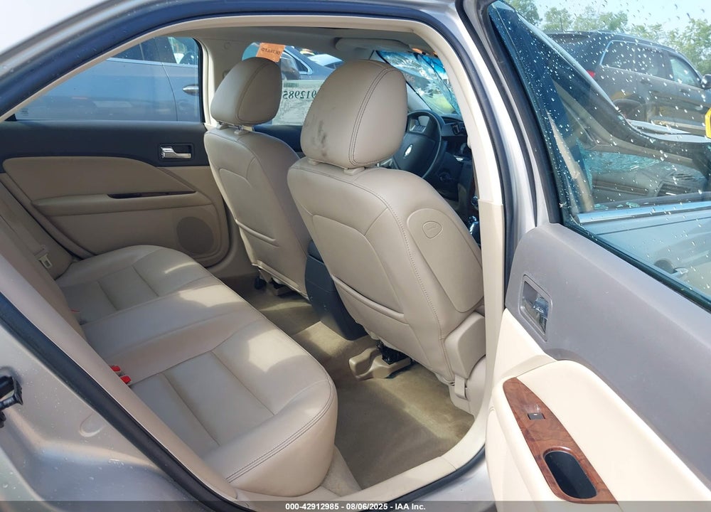 2010 FORD FUSION VIN: 3FAHP0JA2AR334415