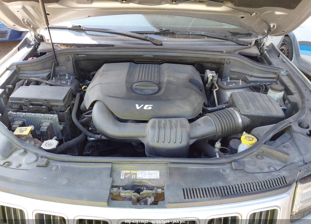 2015 JEEP GRAND CHEROKEE VIN: 1C4RJEBG5FC198769