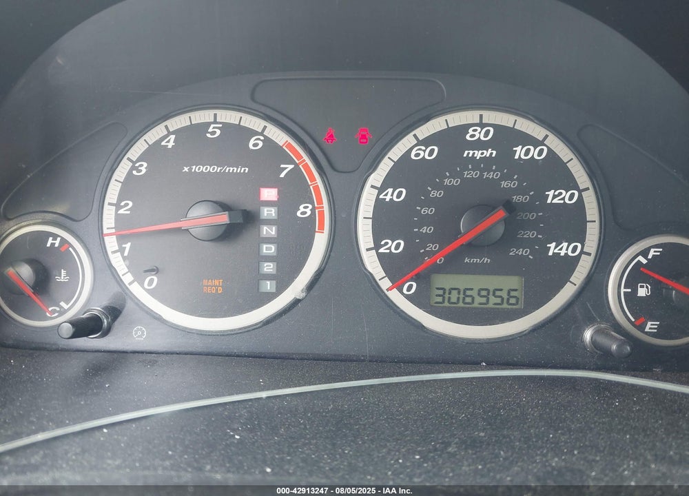 2004 HONDA CR-V LX VIN: JHLRD68434C022538