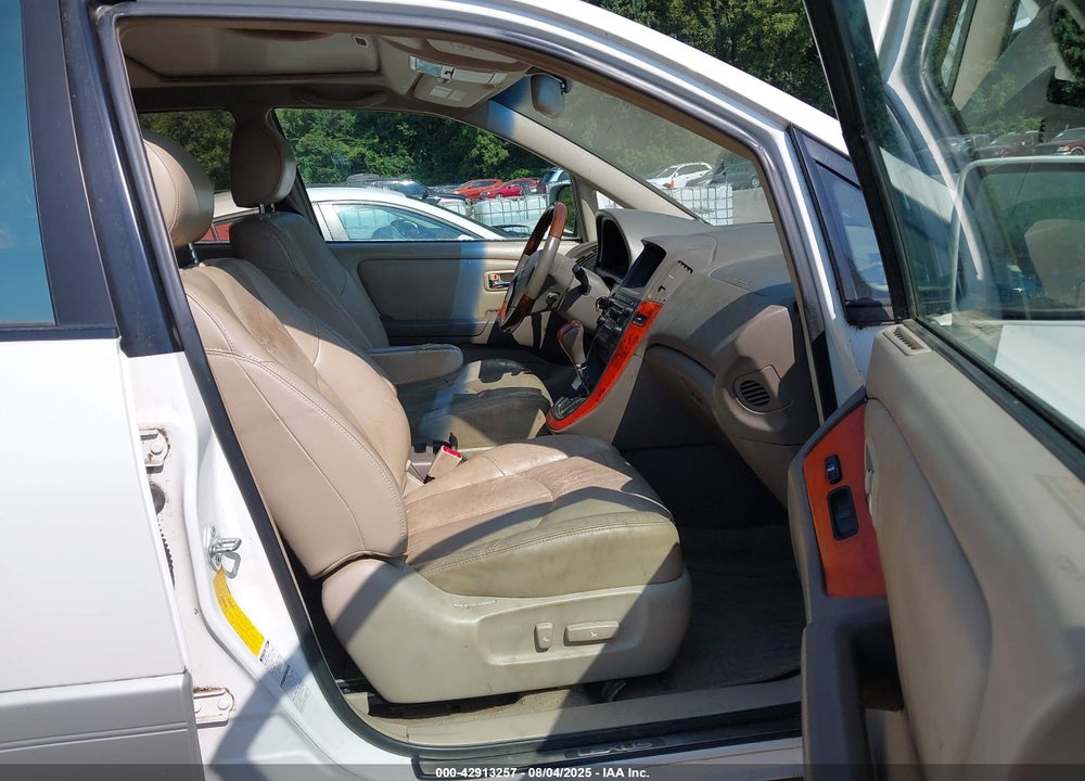 2002 LEXUS RX 300 VIN: JTJHF10U920238486