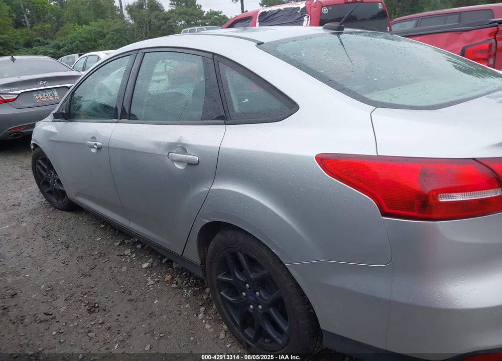 2018 FORD FOCUS VIN: 1FADP3F22JL201055
