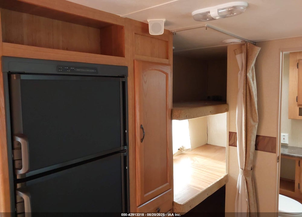 2010 FOREST RIVER TRAVEL TRAILER VIN: 4X4TWDB24AA244922