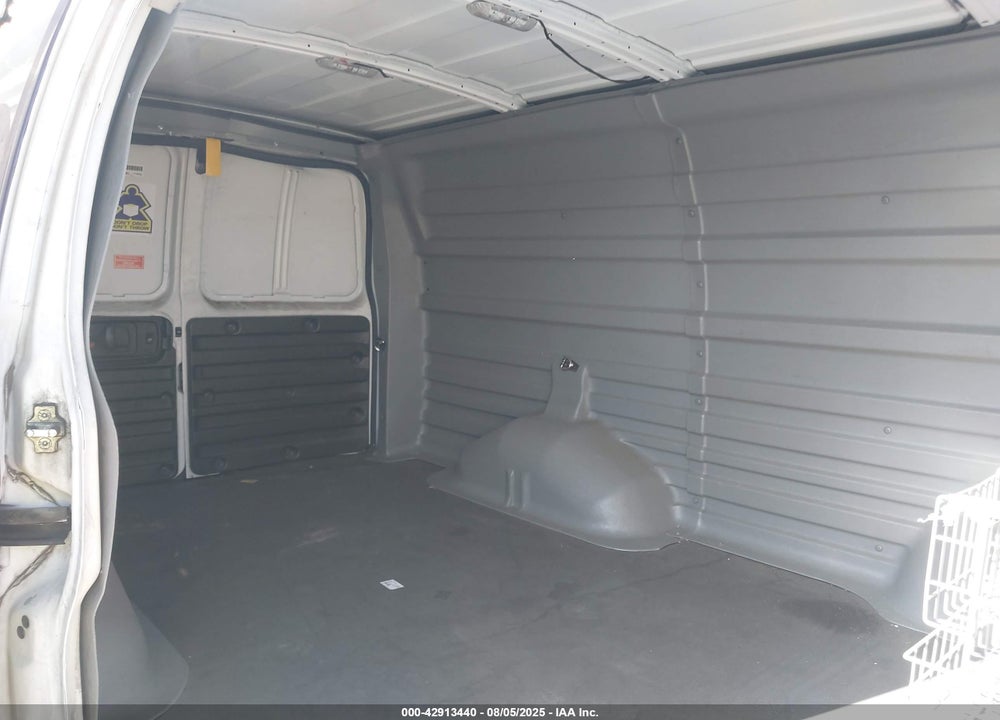 2017 CHEVROLET EXPRESS 2500 WORK VAN VIN: 1GCWGAF14H1310699
