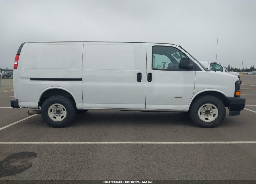 2017 CHEVROLET EXPRESS 2500 WORK VAN VIN: 1GCWGAF14H1310699