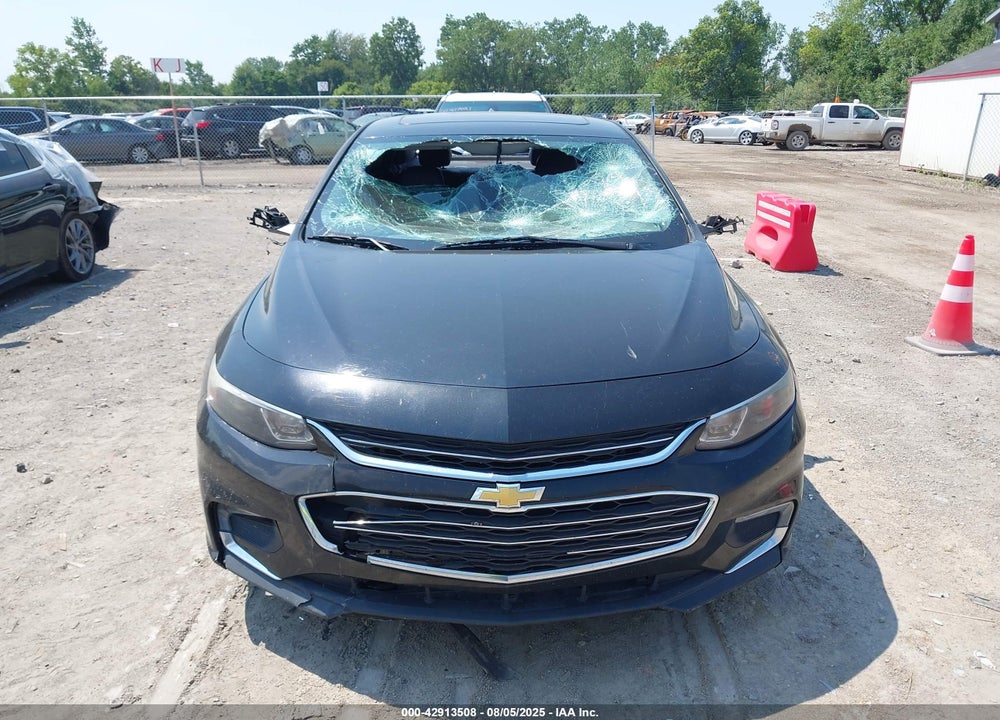 2018 CHEVROLET MALIBU VIN: 1G1ZE5SX0JF102048