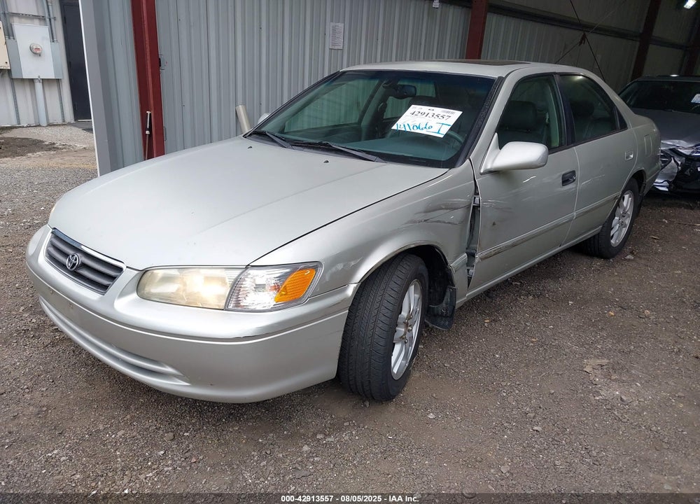 2001 TOYOTA CAMRY XLE V6 VIN: 4T1BF22K51U958185