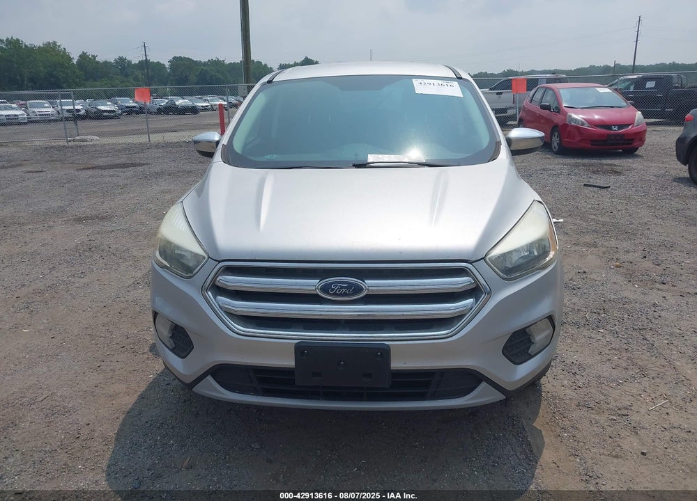 2017 FORD ESCAPE SE VIN: 1FMCU9GD4HUE37689