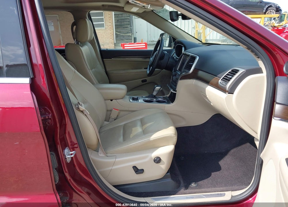 2018 JEEP GRAND CHEROKEE VIN: 1C4RJFBG3JC466085