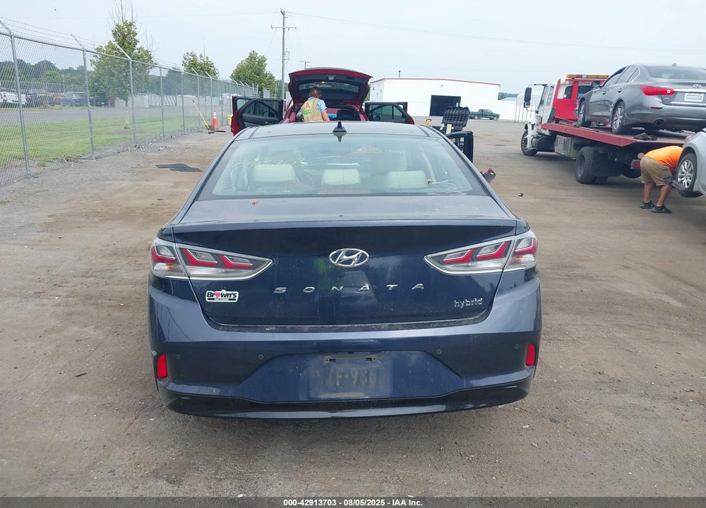 2018 HYUNDAI SONATA HYBRID VIN: KMHE34L31JA087408