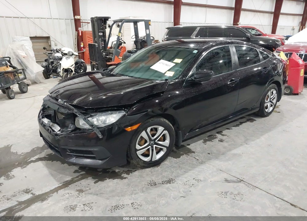 2018 HONDA CIVIC VIN: 19XFC2F56JE032119