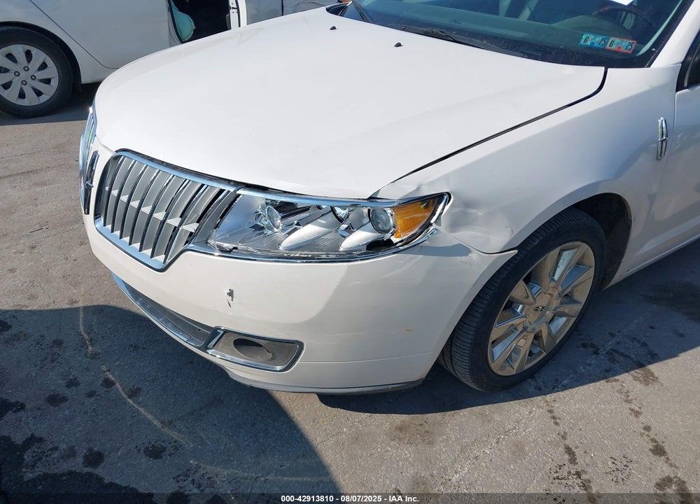 2010 LINCOLN MKZ VIN: 3LNHL2JC8AR750628