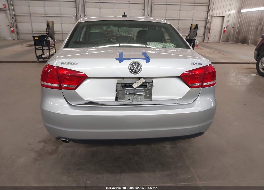 2015 VOLKSWAGEN PASSAT VIN: 1VWBV7A35FC085644