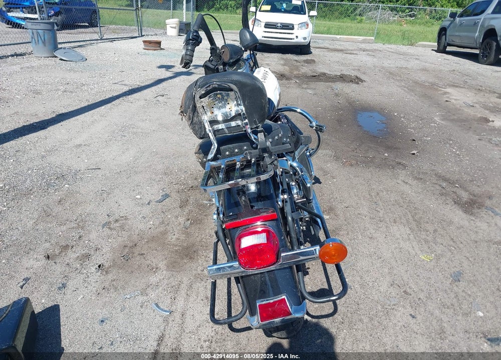 2007 HARLEY-DAVIDSON FLSTC VIN: 1HD1BW5117Y064528