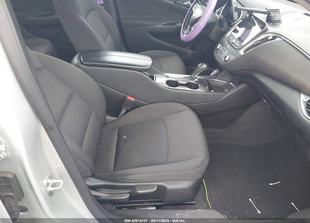 2019 CHEVROLET MALIBU VIN: 1G1ZD5ST2KF110833