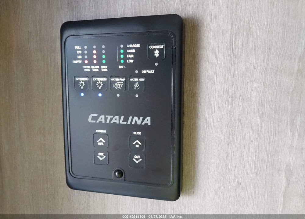 2022 CATALINA SUMMIT 261BHS VIN: 5ZT2CARBXNU040823