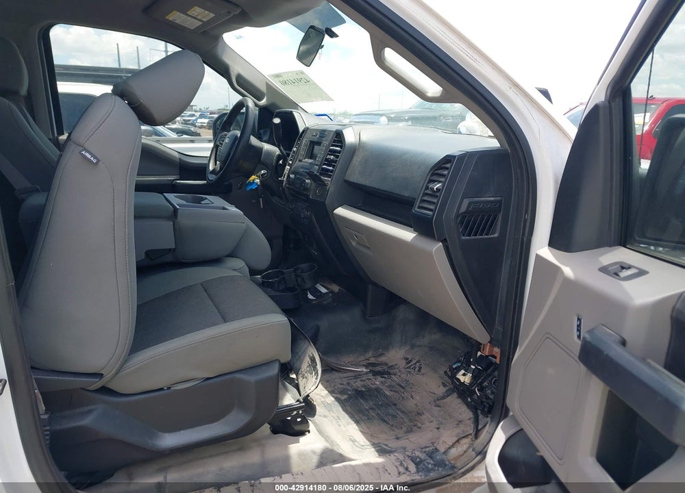 2016 FORD F-150 XL VIN: 1FTMF1C81GKF65122