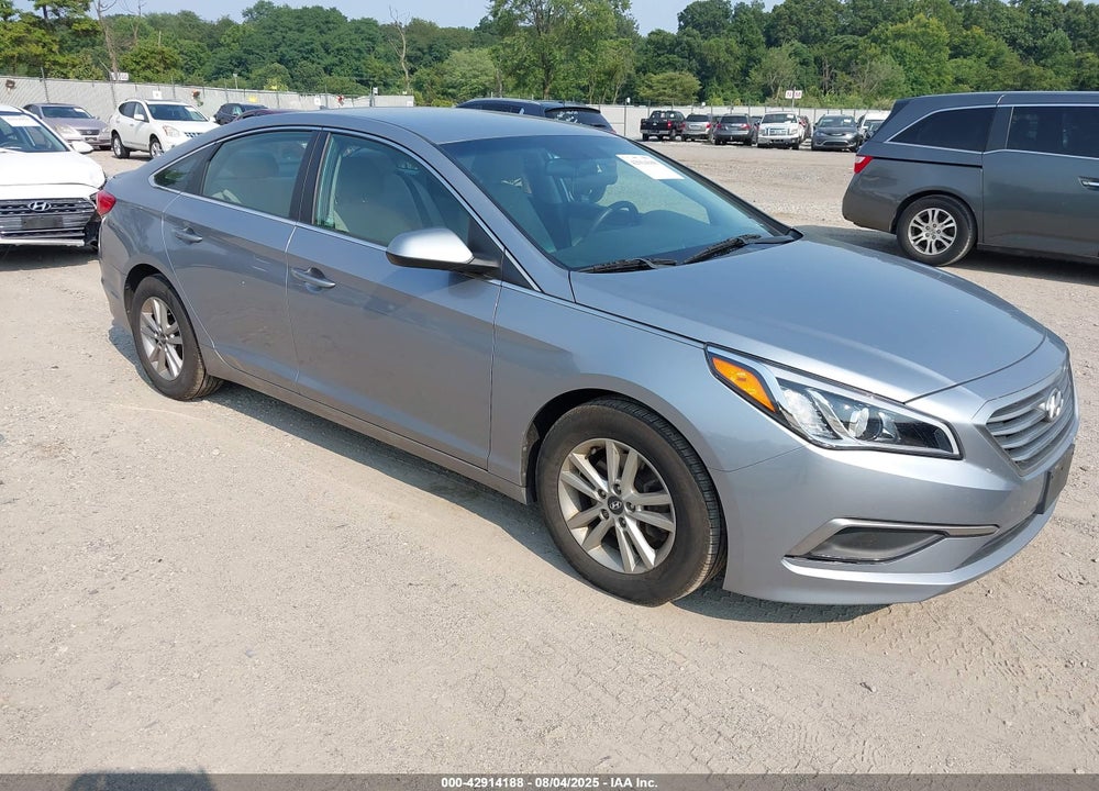 2017 HYUNDAI SONATA SE VIN: 5NPE24AF1HH574812