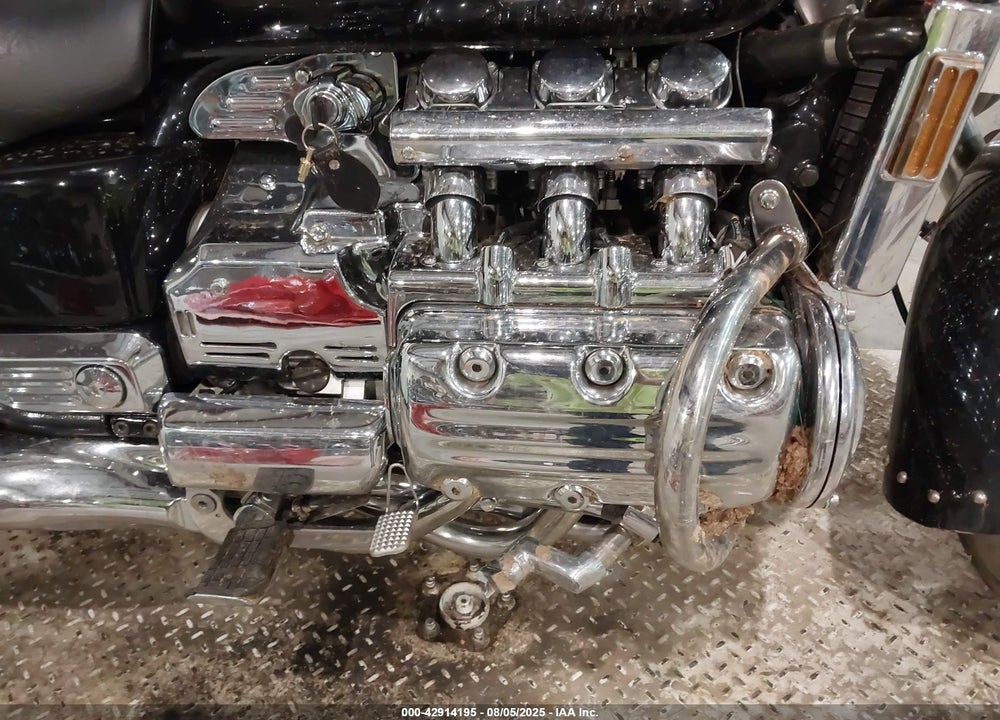 2000 HONDA GL1500 C/2 VIN: 1HFSC340XYA300720