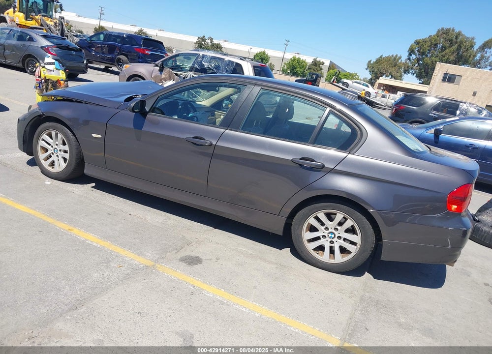 2006 BMW 325XI VIN: WBAVD13526KV03269
