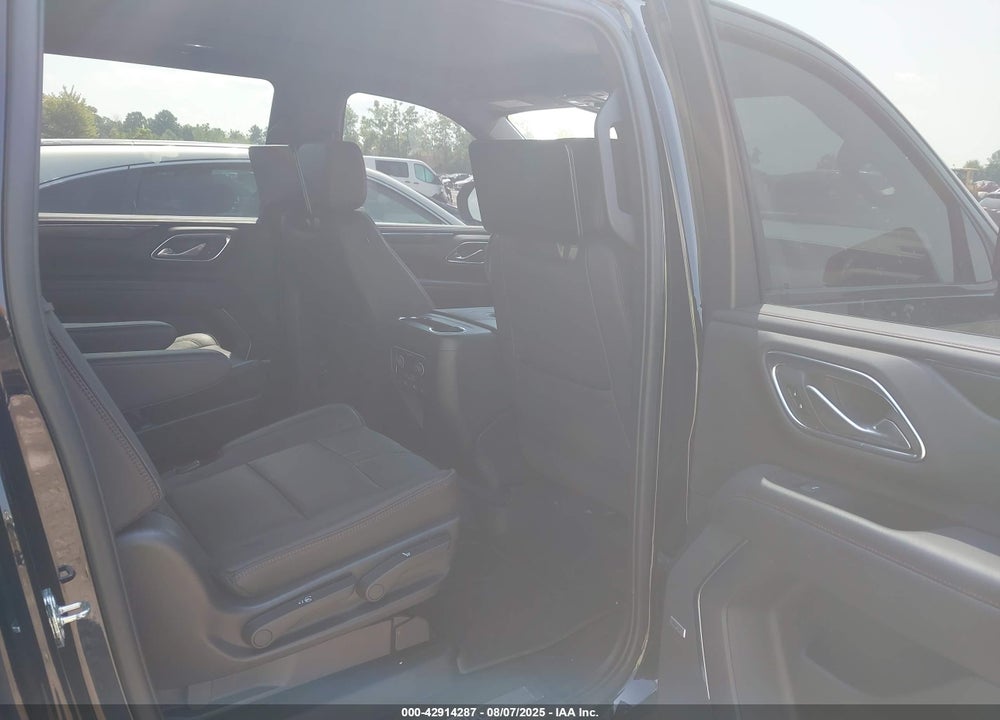 2022 CHEVROLET SUBURBAN VIN: 1GNSKEKD4NR100516