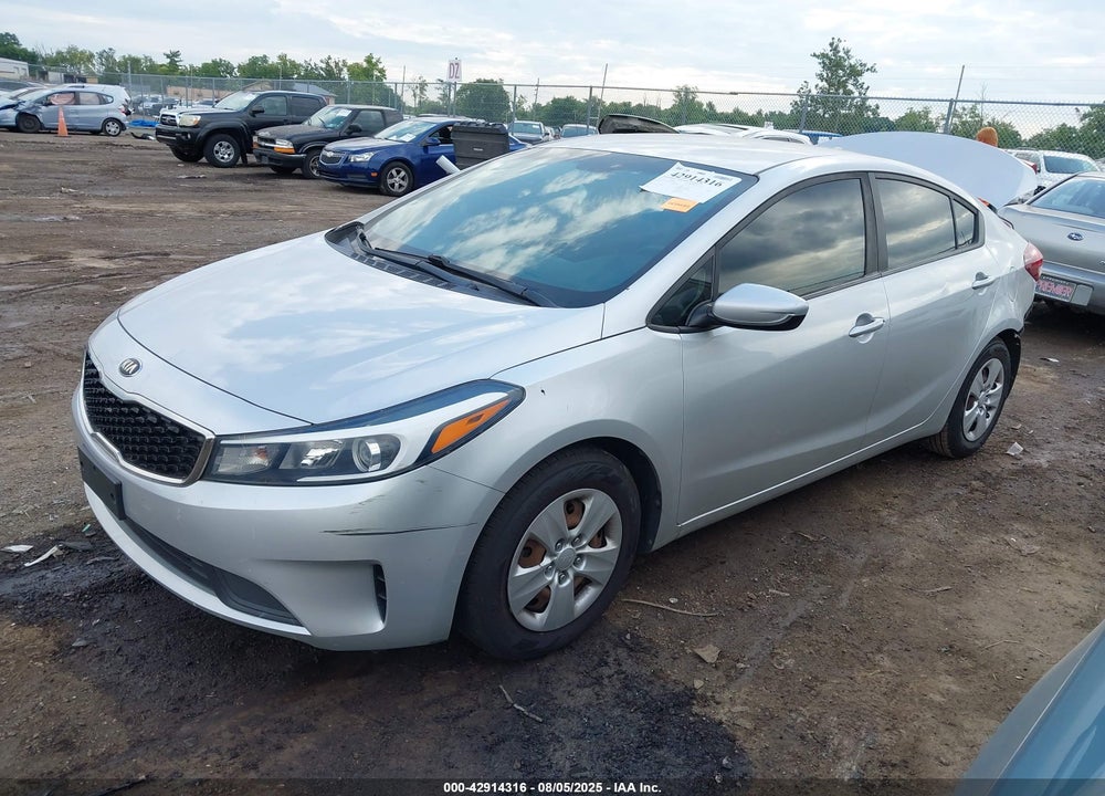 2017 KIA FORTE VIN: 3KPFK4A77HE160600