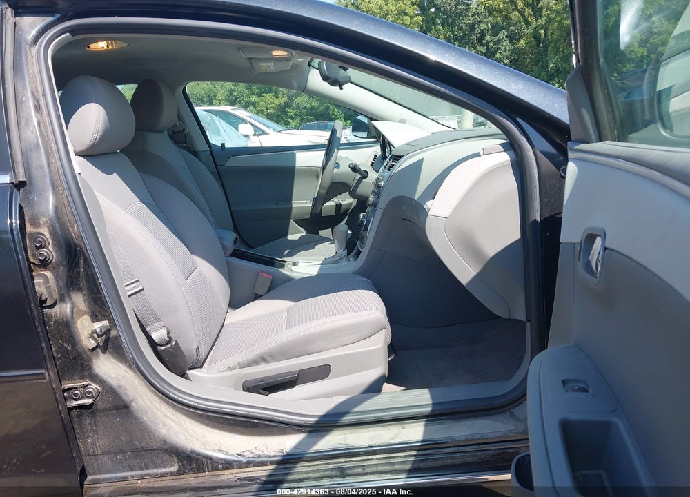 2011 CHEVROLET MALIBU VIN: 1G1ZC5E14BF316071